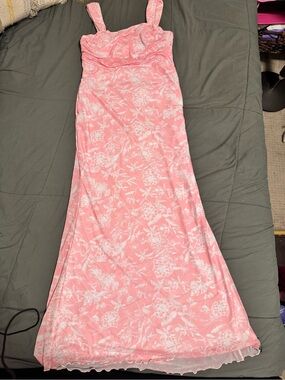 NWOT Gorglitter Pink Floral Ruched Bodycon Sleeveless Midi Dress
Women's Size XL